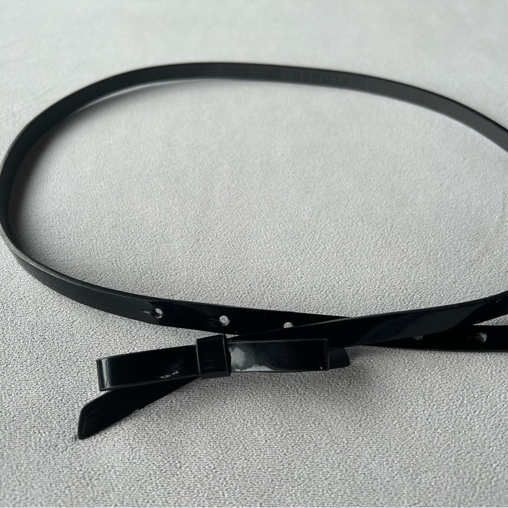 Halogen ~ Black Patent Skinny Bow Belt ~ Women’s Size M